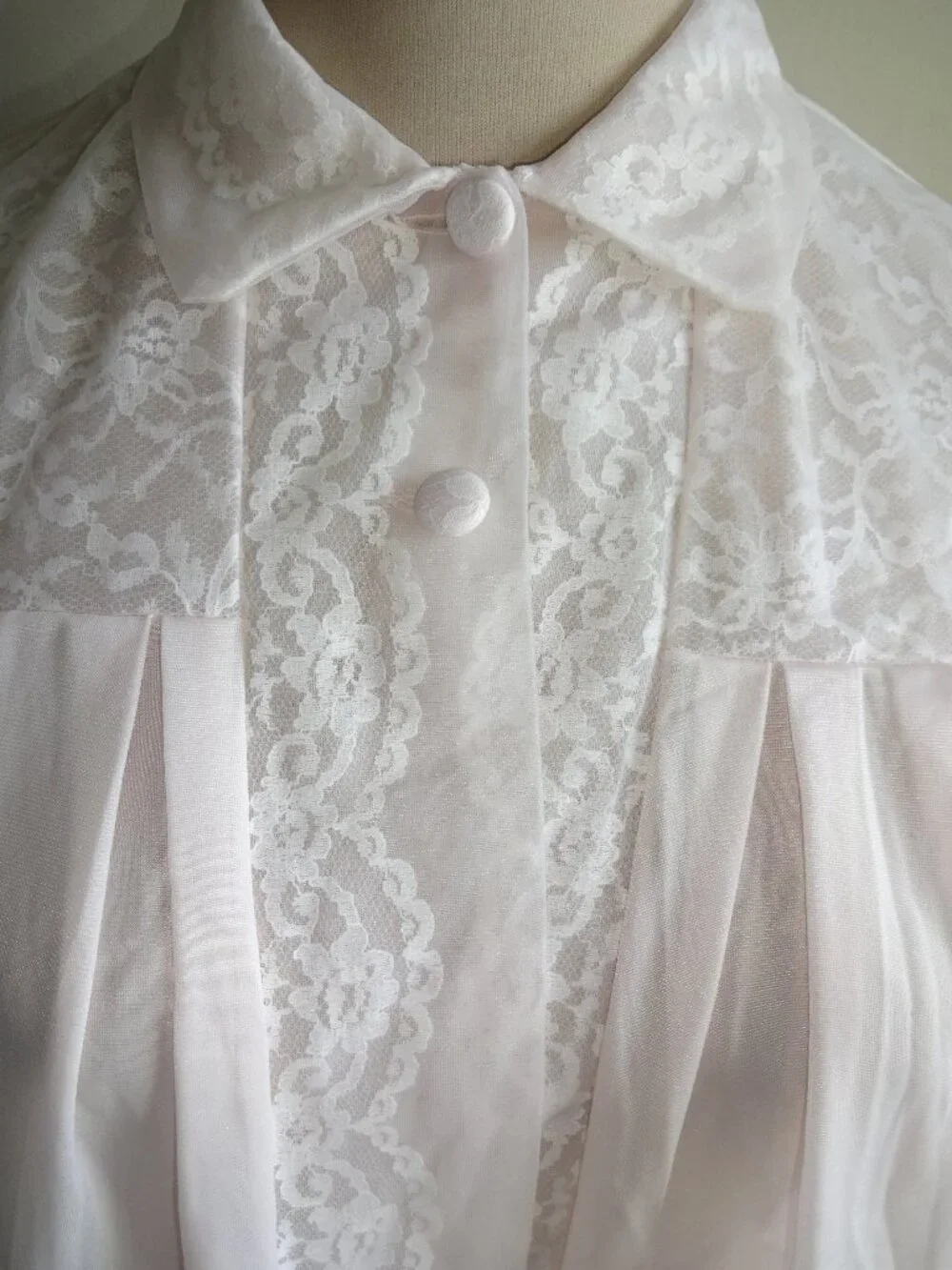 Vintage 1960s Pink Henson Kickernick Bed Jacket M Nylon Floral Illusion Lace USA
